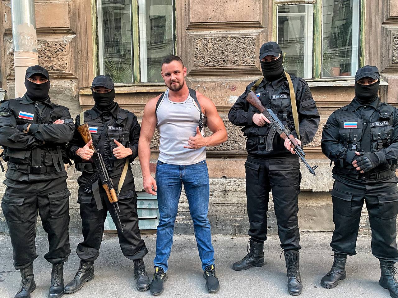 Омон Омон